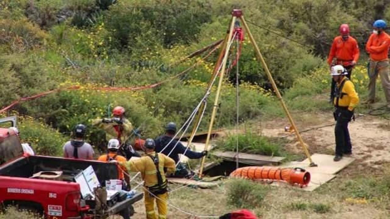 Kayıp sörfçüler kuyuda bulundu