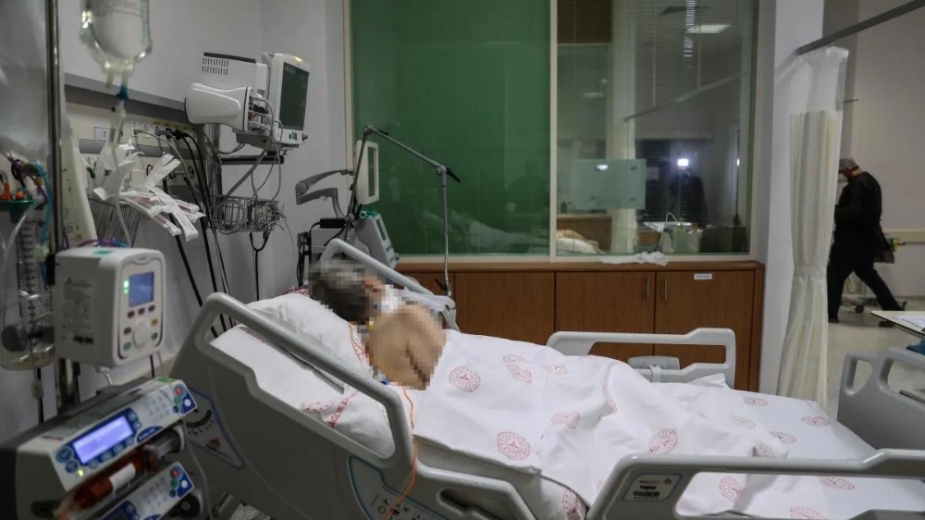 “Sevdiklerini Kaybeden Ailenin Yası: Yoğun Bakımdaki Acı Haber”