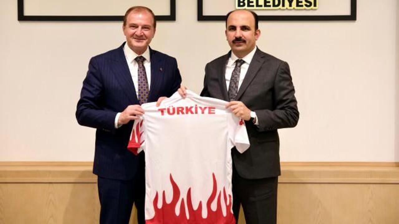 Taekwondo Federasyonu’ndan ‘Hayırlı olsun’ ziyaretleri