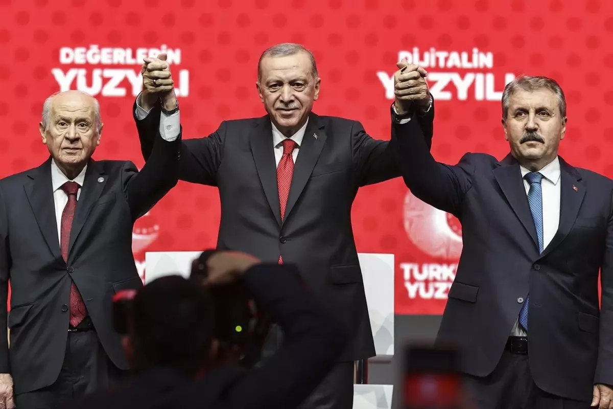 Destici’den “DEM-İmralı” görüşmesine sert tepki: Süreci başlamadan sonlandırın