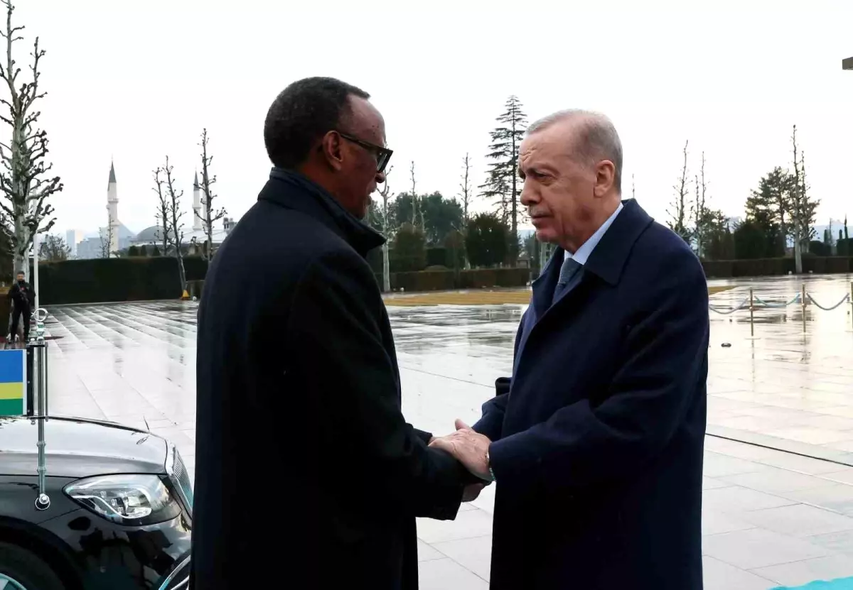Cumhurbaşkanı Erdoğan, Ruanda Cumhurbaşkanı Kagame’yi resmi törenle karşıladı