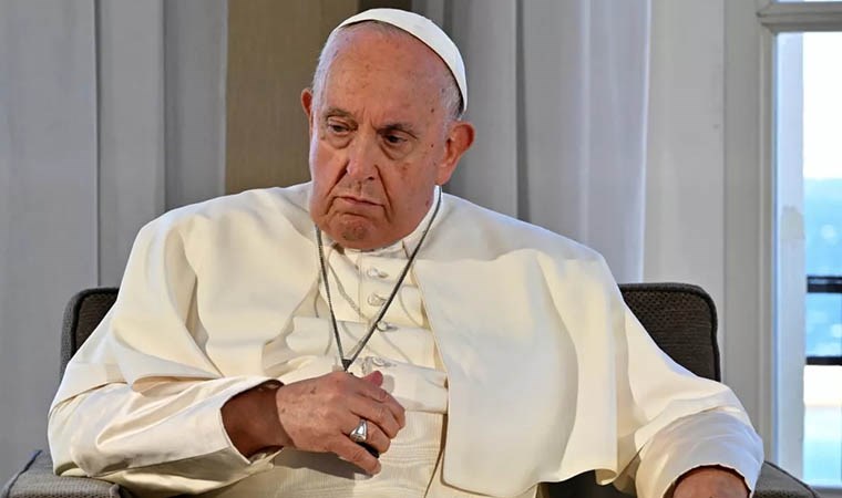 Vatikan’dan Papa’nın sağlık durumu ile ilgili yeni açıklama