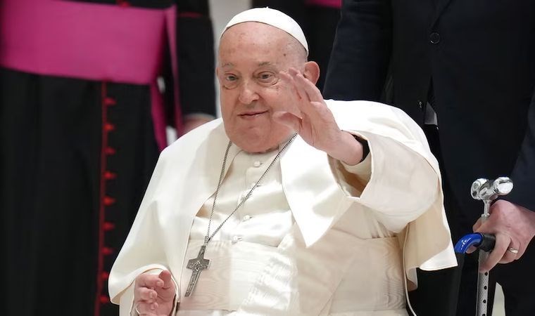 Katolik dünyasında yas: Cenaze ritüeli bu akşam başlıyor