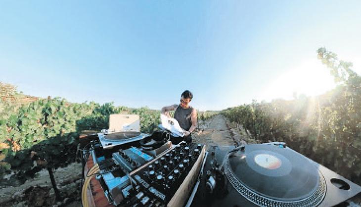 Bozcaada’da sanat buluşması