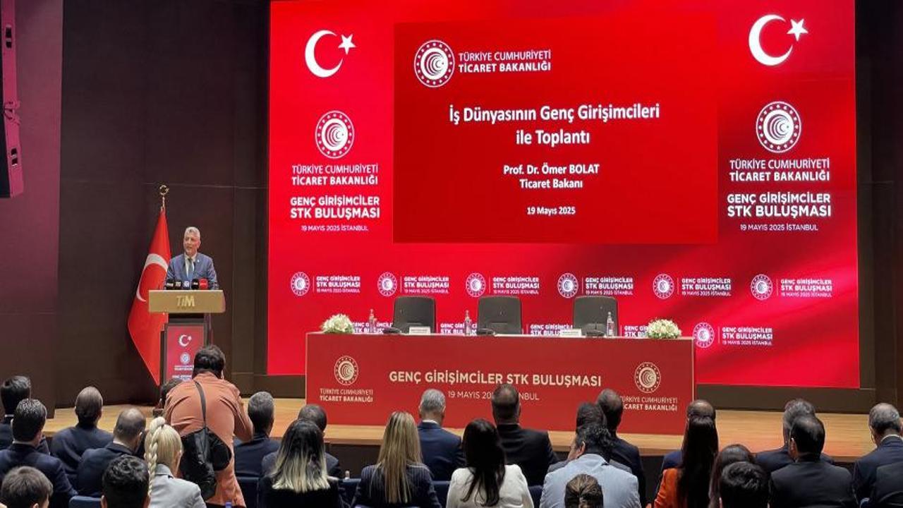 Bakan Bolat: ‘Yılda 1 trilyon 322 milyar dolar milli gelir üretmekteyiz’