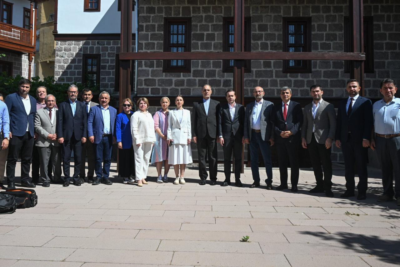 Savaş sonrası İran'dan dikkat çeken 'Türkiye' çıkışı!
