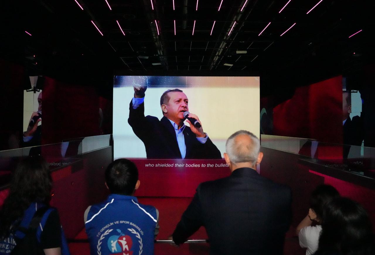 Bakan Ersoy: 15 Temmuz’da emperyalist düzen püskürtüldü