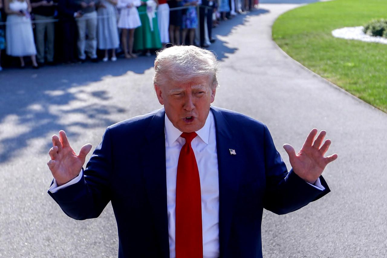 Dolar düştü, Trump'tan 