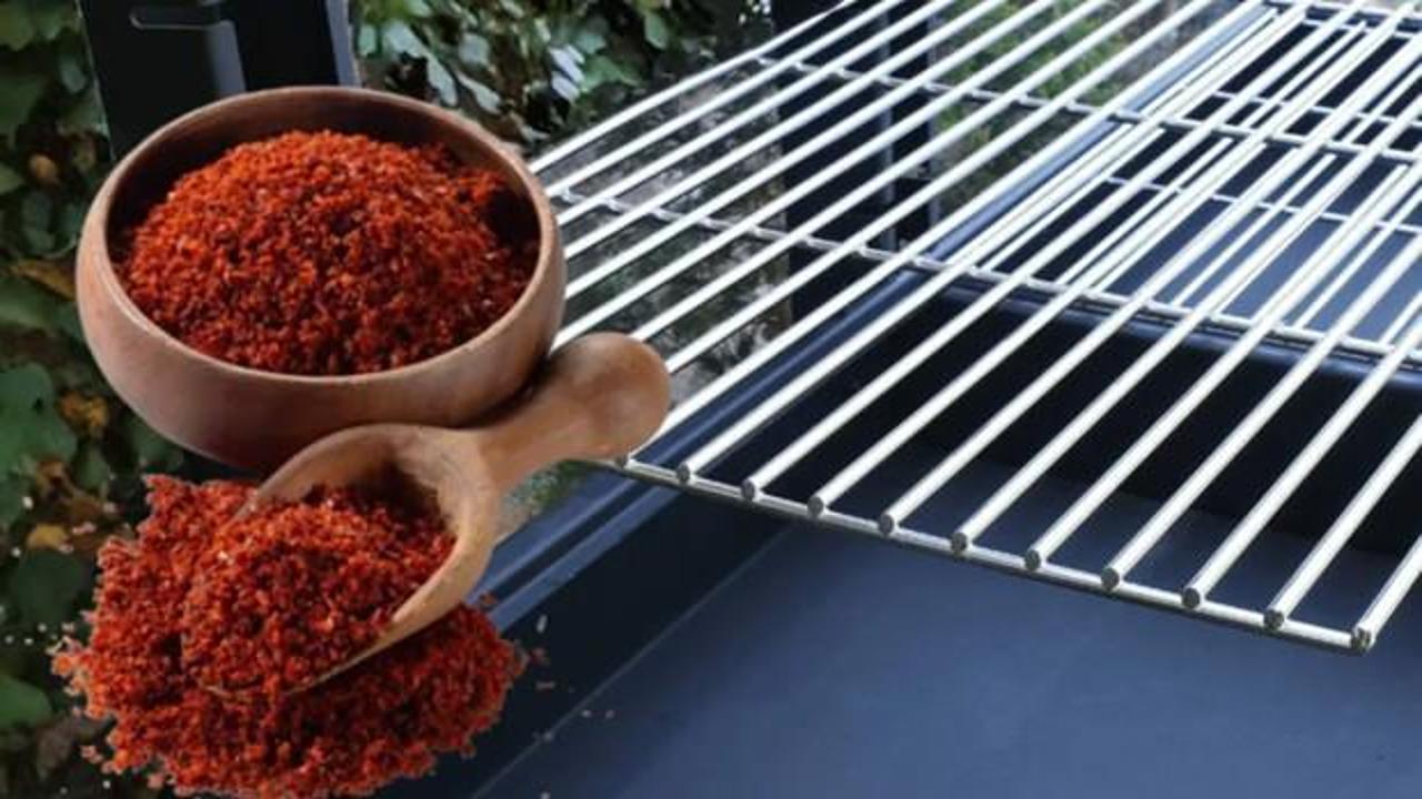 Haşereye karşı mangalda pul biber: 2 kişi hastanelik oldu, bina tahliye edildi!