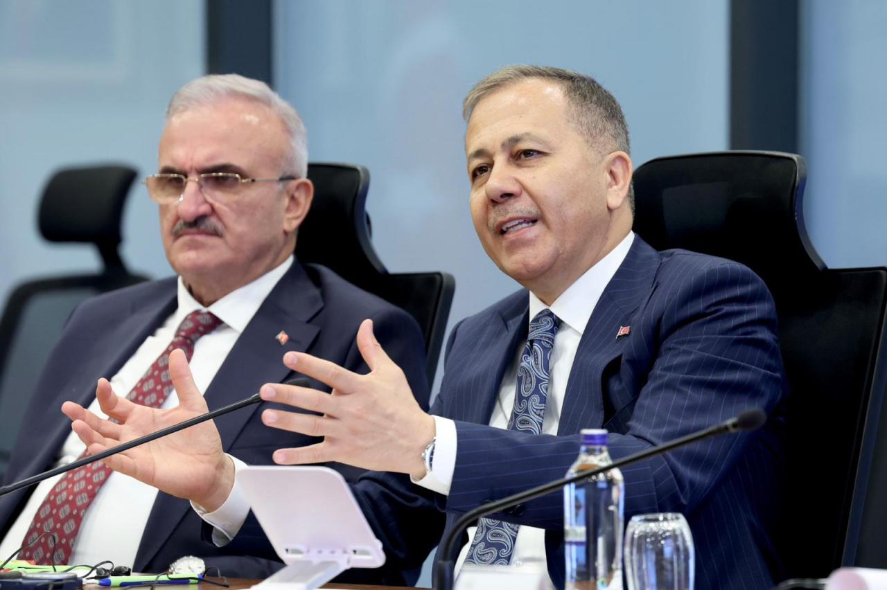 Ali Yerlikaya, Suriye İçişleri Bakanı Hattab'ı kabul etti!