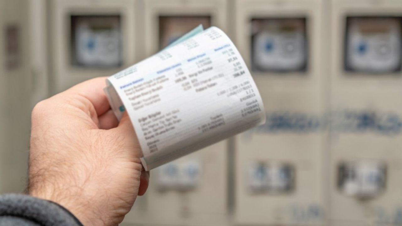 Sıcak hava faturaya yansıdı! Elektrik tüketimi rekor seviyeye çıktı