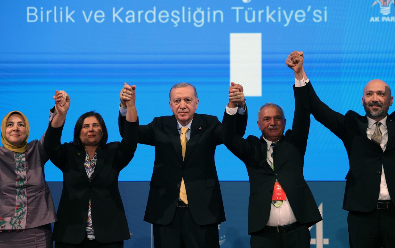 CHP'de Aydın sancısı büyüyor! İstifa sağanağından sonra ilçe başkanın biletini kestiler