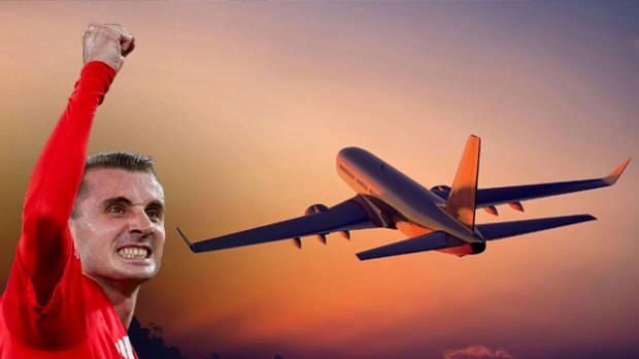 Kerem Aktürkoğlu’nun uçak takip kodu! İstanbul’a saat kaçta gelecek?