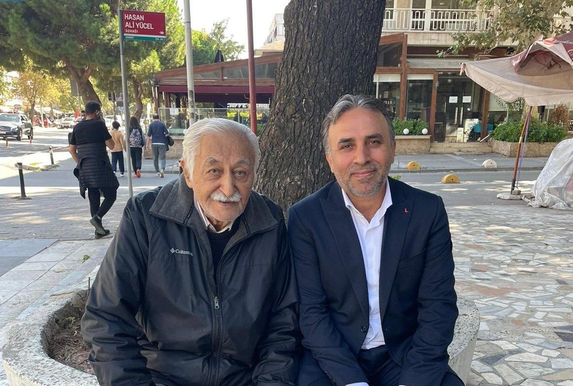 Şair, yazar, mütefekkir ve Türkçe’nin yılmaz müdafii Yavuz Bülent Bakiler Hakk'a yürüdü