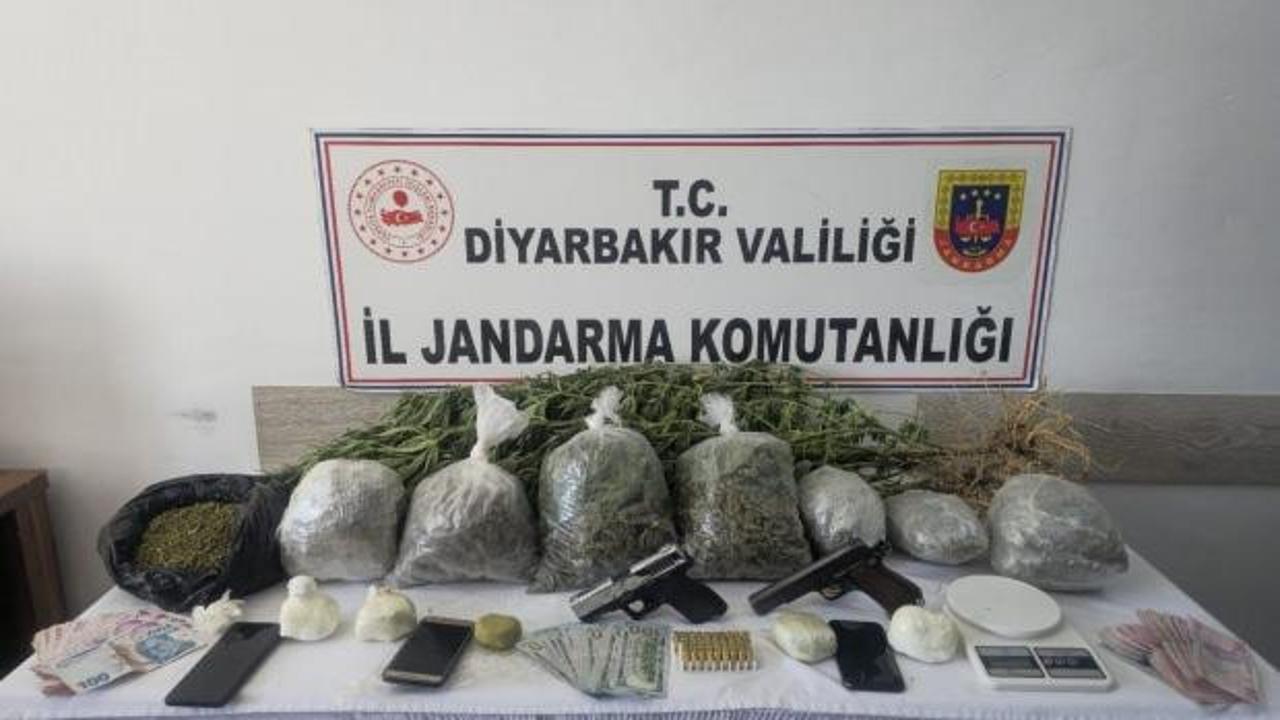 Diyarbakır’da 45 kilo esrar ele geçirildi