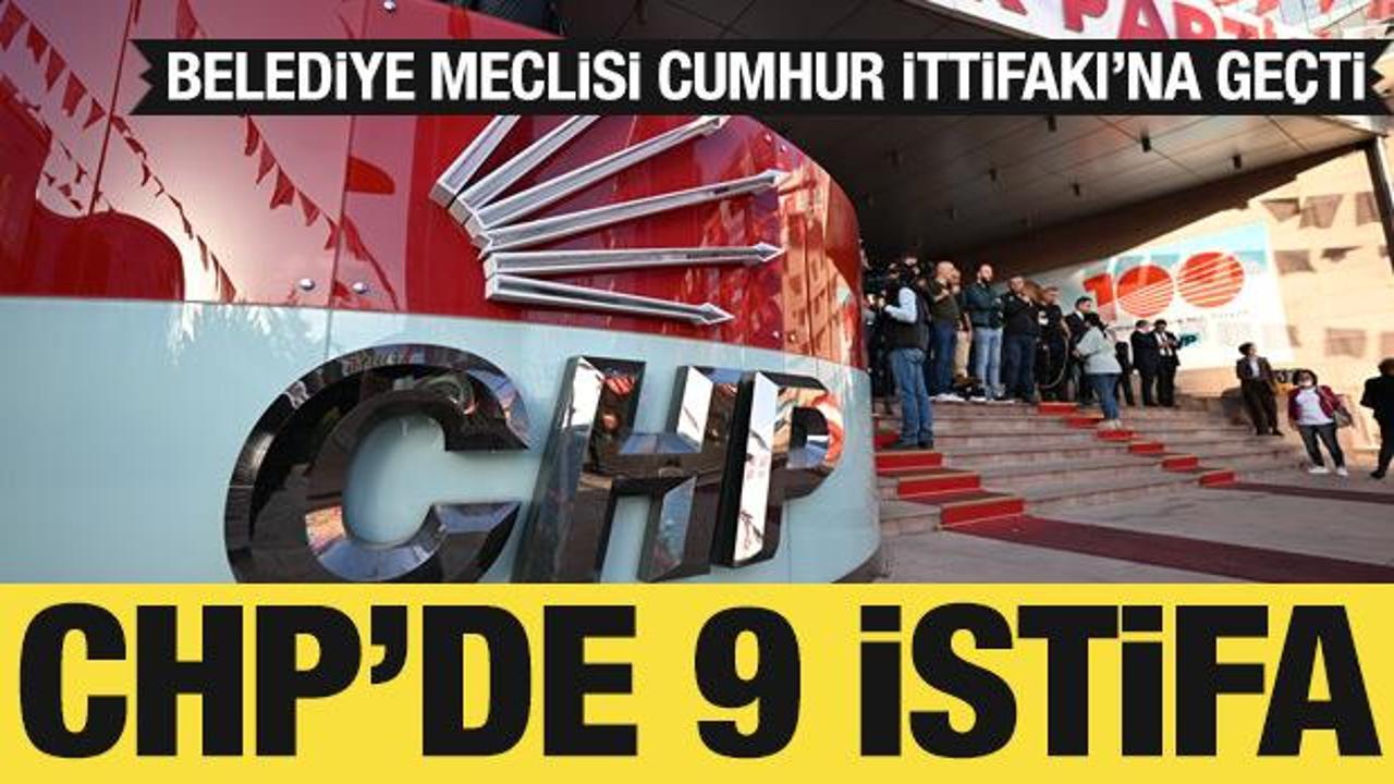 Karabağlar Belediyesi’nde CHP’li 9 belediye meclis üyesi istifa etti