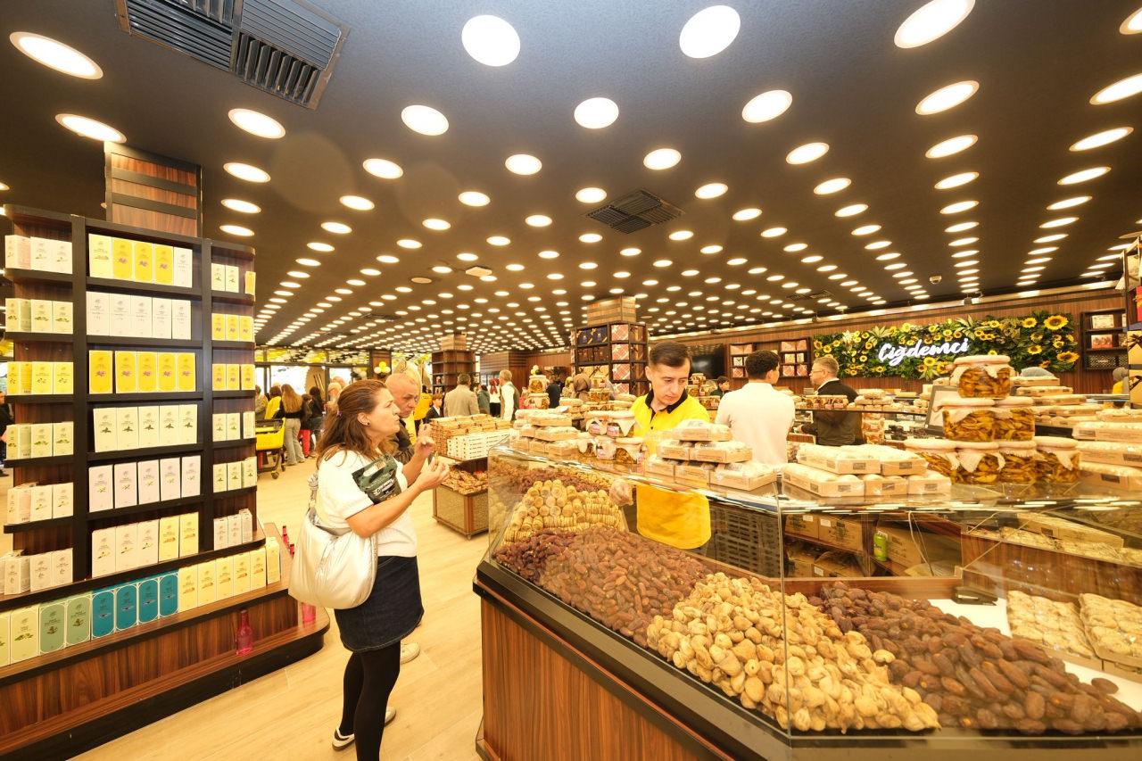 Çiğdemci, İzmir’de kapılarını açtı