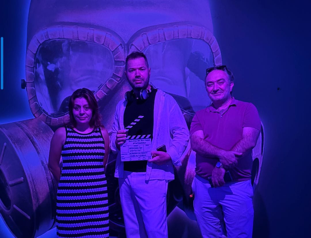 Ünlü yapımcılar TikTok Killer Filminin Setinde Buluştu