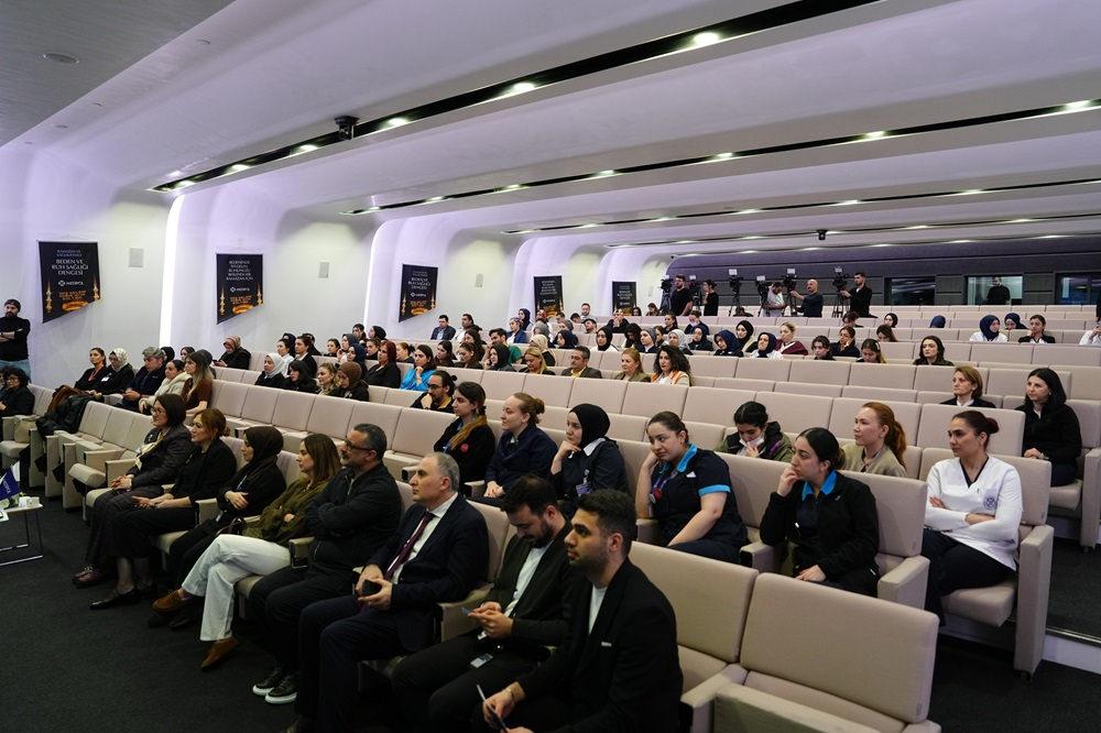 Medipol'den Ramazan ve sağlık paneli