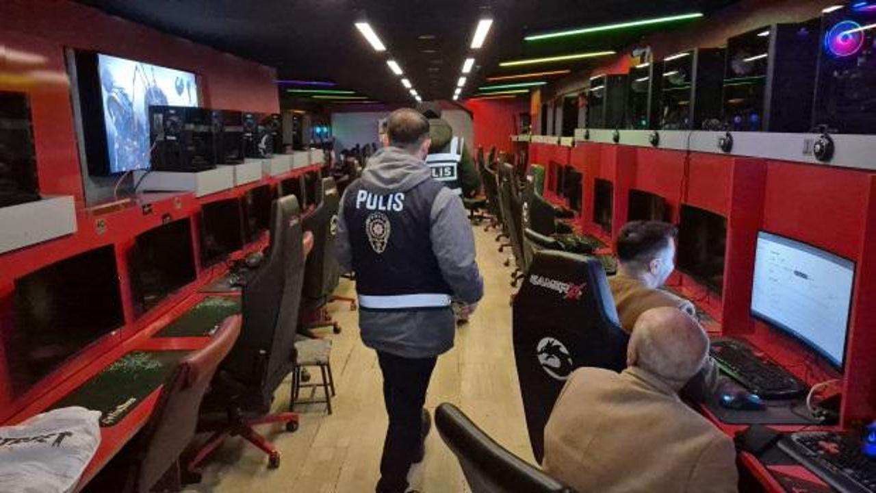 Polise yakalanan öğrenciler panik oldu! Eskişehir’de internet kafelere denetim