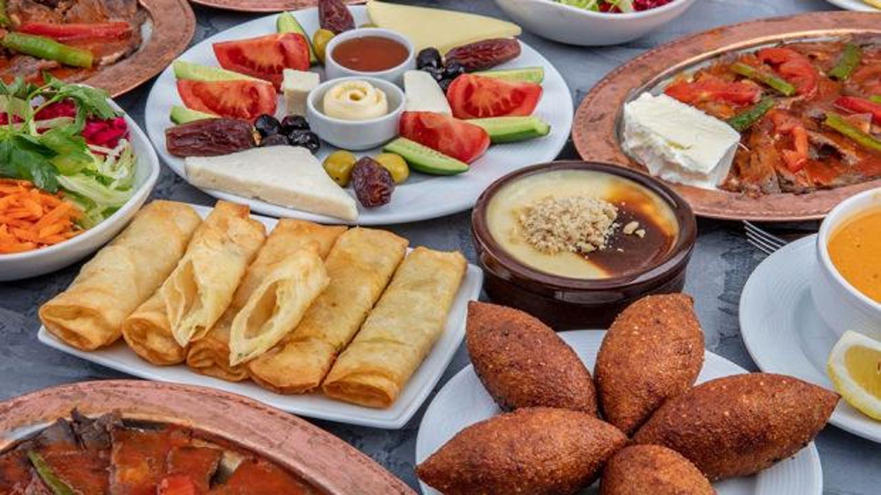 Uzman Diyetisyenden Ramazan’da sağlığınızı tehlikeye atmadan beslenme önerileri