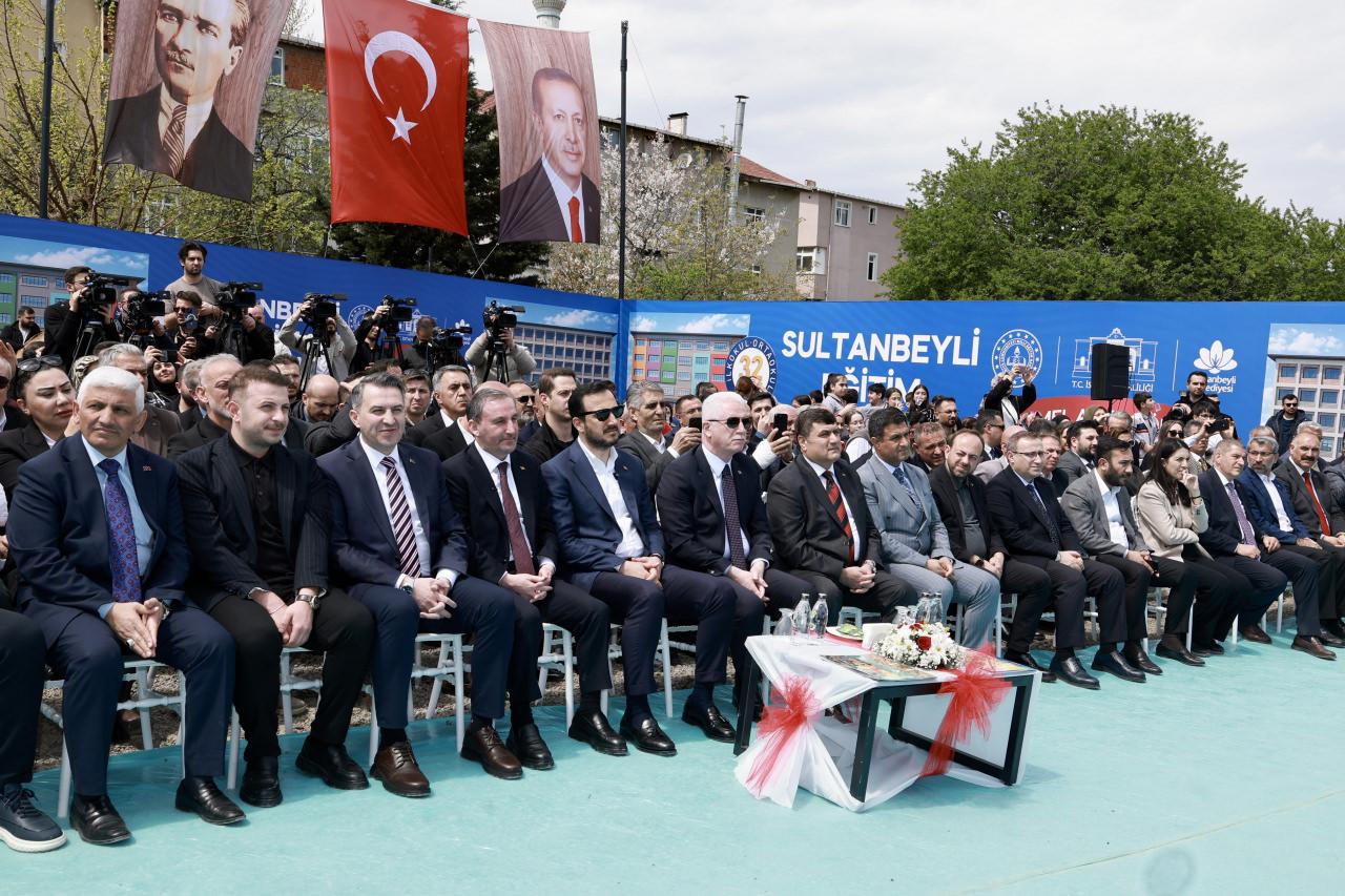 Sultanbeyli'de 3 yeni okul: Temelleri atıldı!