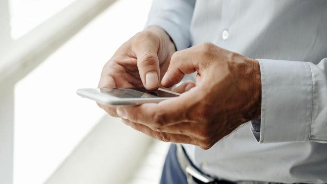 Kayıtsız telefonlar 1 Mayıs’ta kapanacak