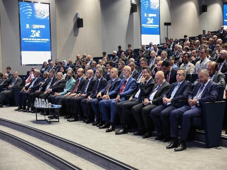 Bakan Şimşek: Türkiye'ye gelin ve yatırım yapın