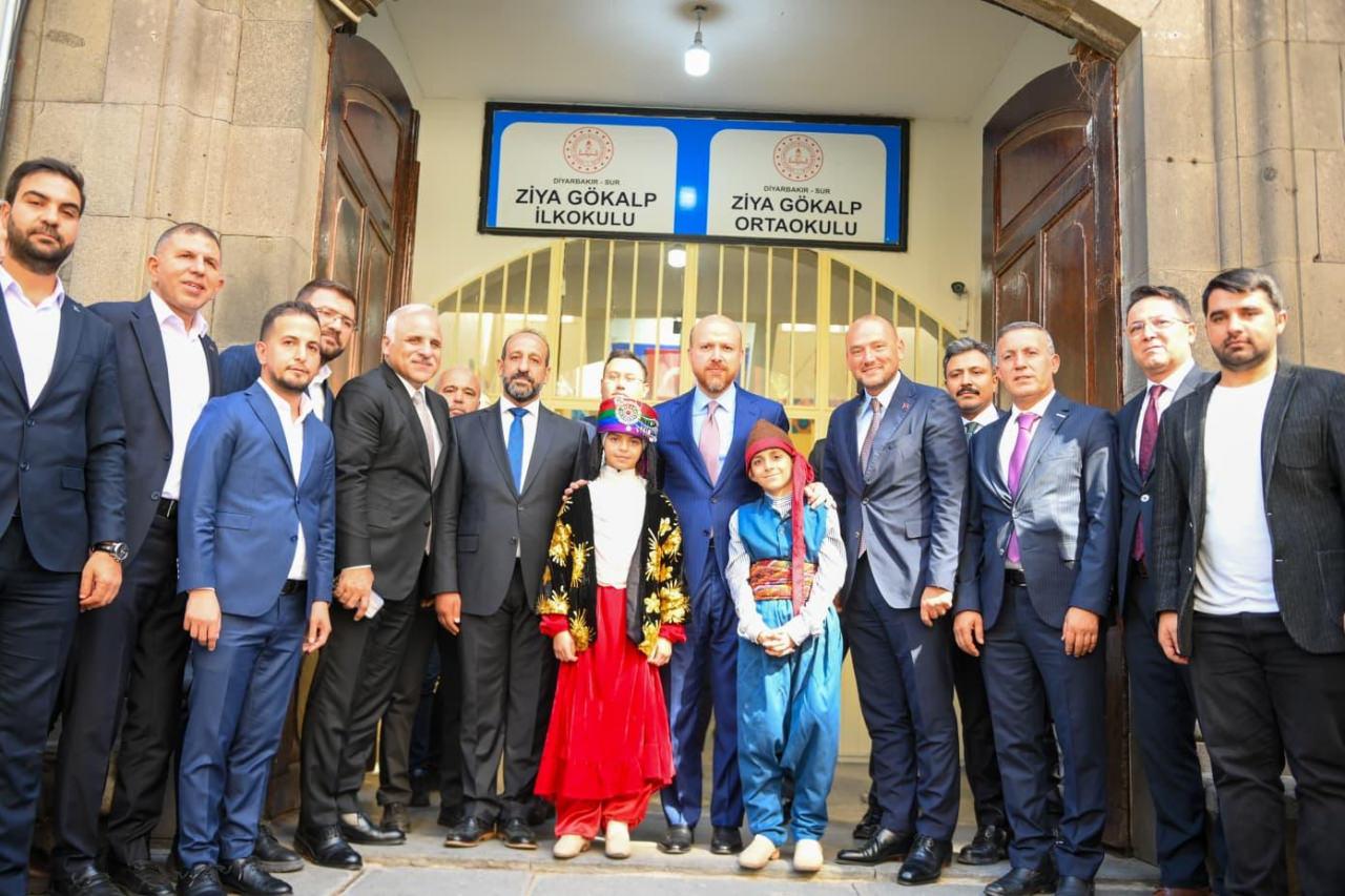 Bilal Erdoğan, Diyarbakır’da öğrenci ve öğretmenlerle buluştu! Gençlere net mesaj...
