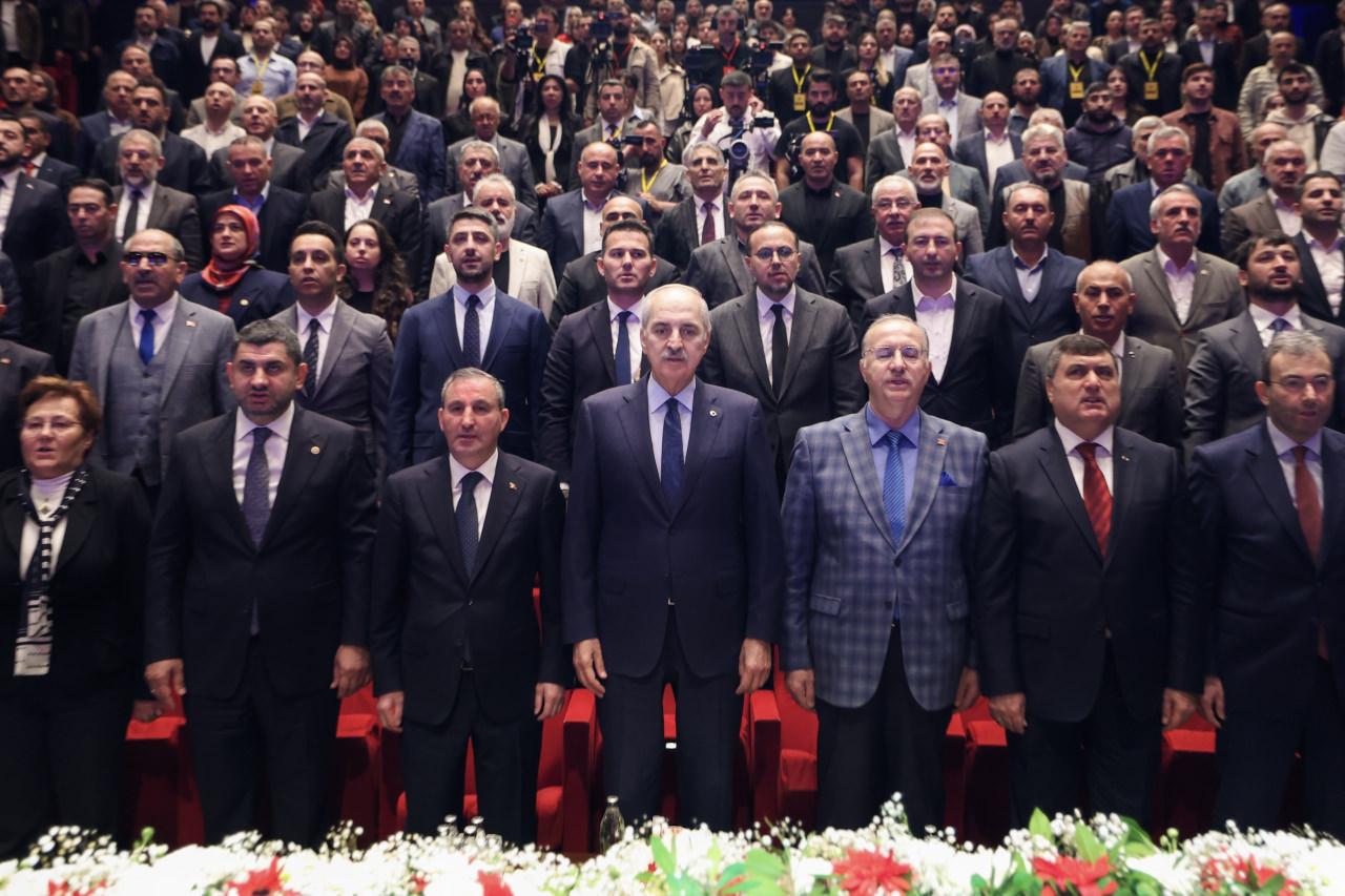 Numan Kurtulmuş'tan tarihi sözler: Dağıtılan parçalarımız birleşiyor!