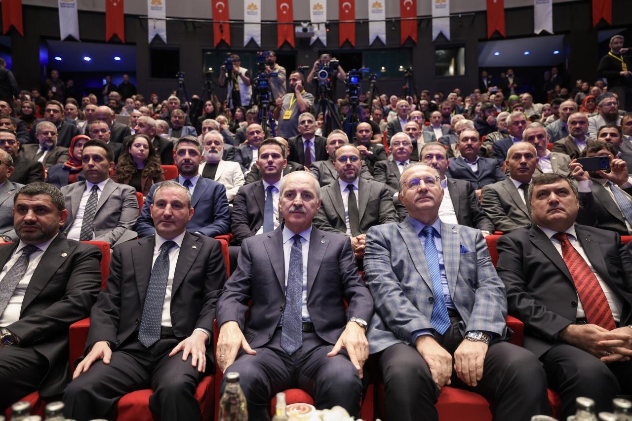 Numan Kurtulmuş'tan tarihi sözler: Dağıtılan parçalarımız birleşiyor!